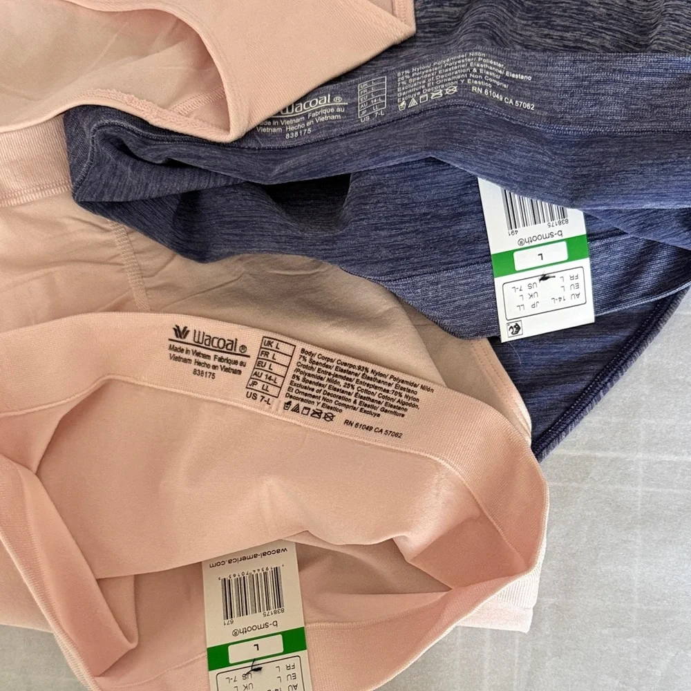 Four Wacoal High-Waisted Panties in Navy Denim Blue and Blush - Picture 5 of 7